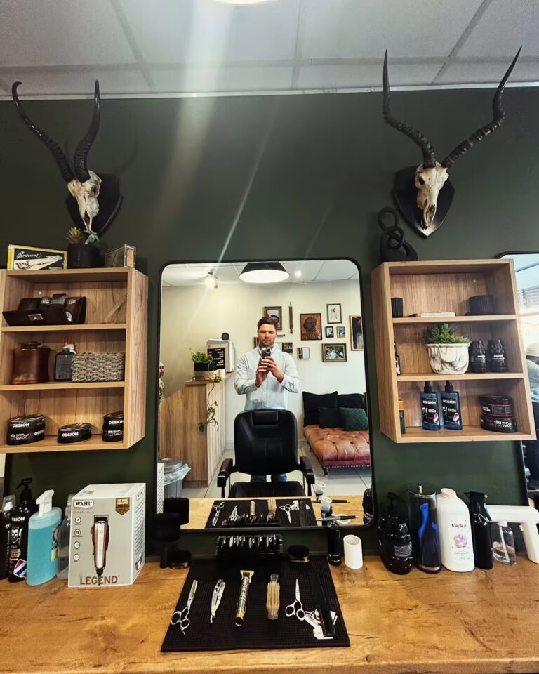 Bear's Chop Shop - Barber Shop in Postmasburg