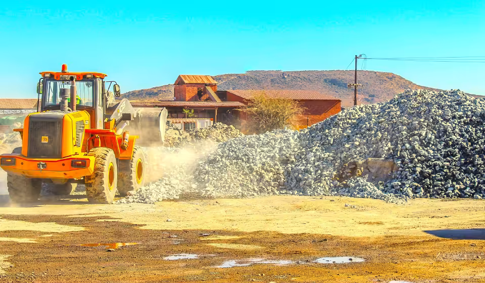Oryx Crushers - Crushed Materials & Concrete Supplier in Postmasburg